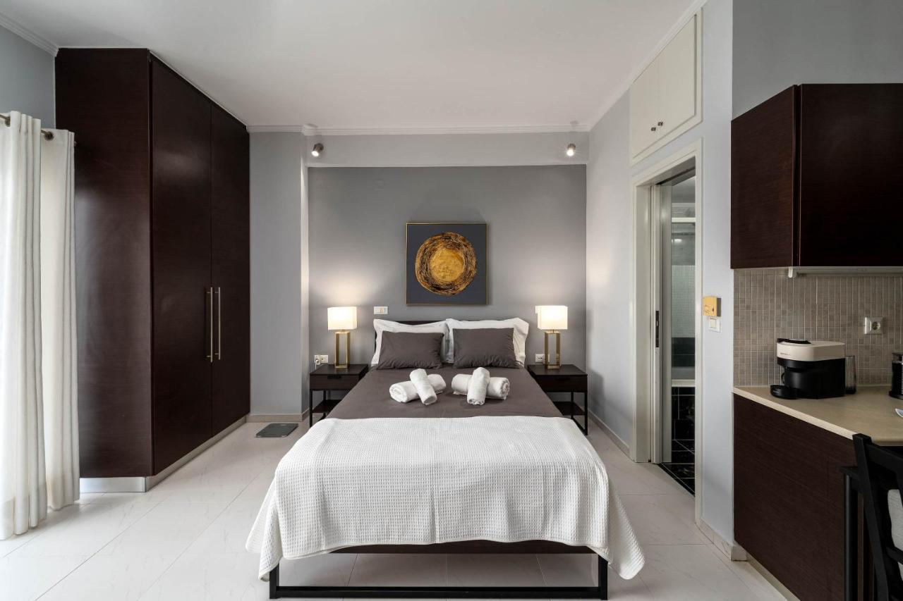Byron Luxury Apartments Айгио Екстериор снимка
