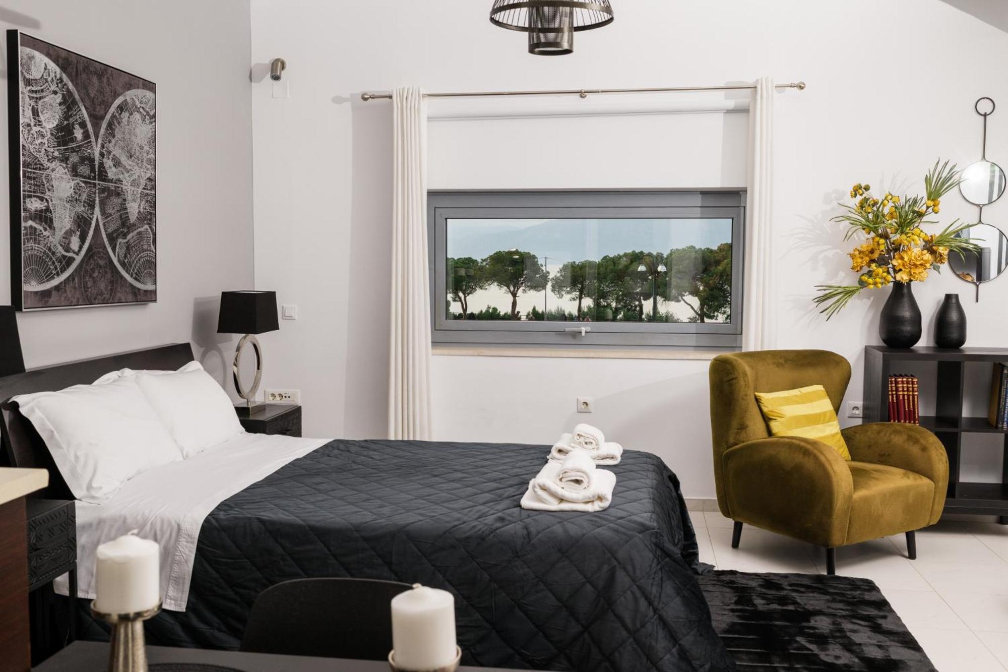 Byron Luxury Apartments Айгио Екстериор снимка